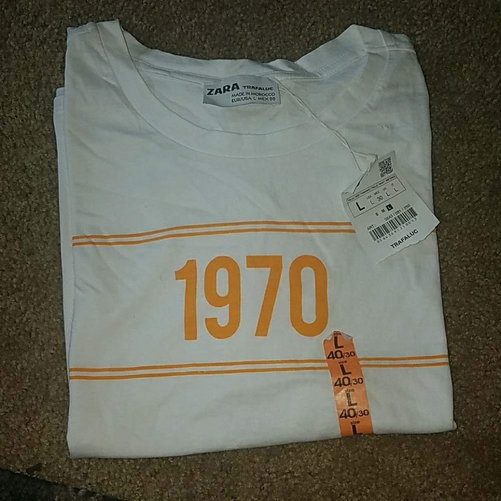 1970 white tee